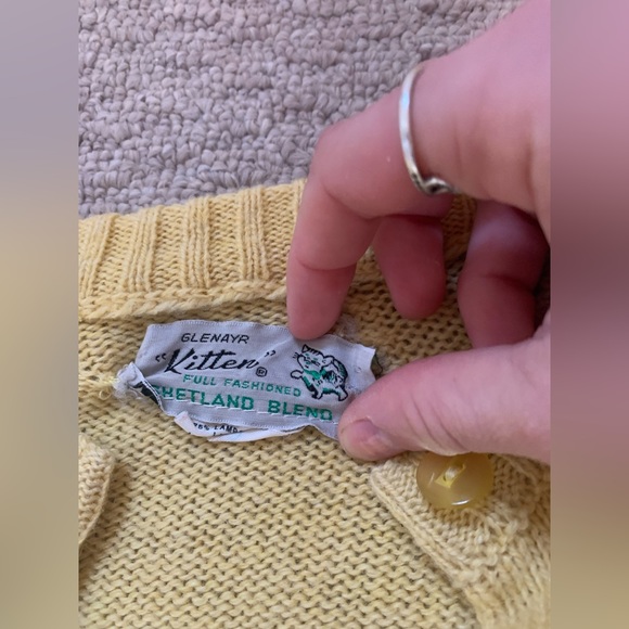 Glenayr Kitten wool button up sweater- vintage 1970s Shetland blend - Picture 2 of 2